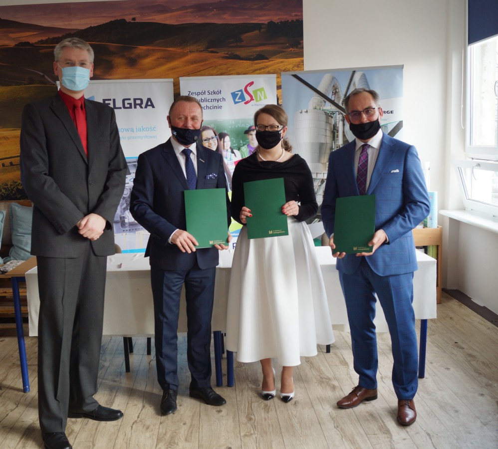 Lafarge Elgra klasa patronacka  od L. Przemysław Roszek Waldemar Smoliński Renata Koszczewska–Smutek Marek Michalski. Fot. Lafarge