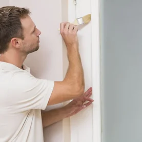 Renowacja drewnianych drzwi i okien - krok po kroku