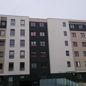 Tynk kwarcowy, czyli czym zastąpić klasyczne tynki o strukturze „baranka”