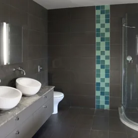 Czyszczenie oraz odgrzybianie łazienki - porady praktyczne