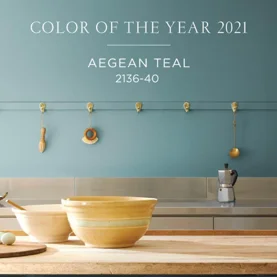 Kolor roku 2021 Benjamin Moore "Aegean Teal 2136-40".
