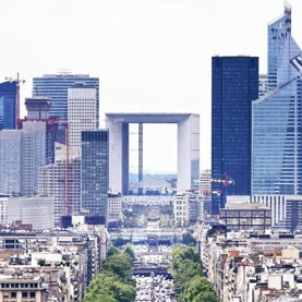 Doskonała konstrukcja mocowania elewacji La Grande Arche (Wielkiego Łuku) w Paryżu