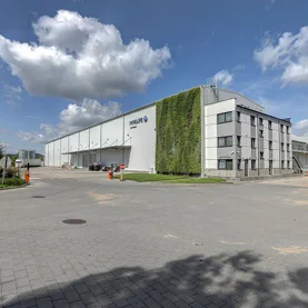Lider wśród wytrzymałych mechanicznie posadzek dla przemysłu – Peran STB Compact w dwóch zakładach produkcyjnych Pipelife w Polsce