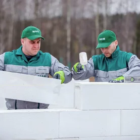 Współczynnik przenikania ciepła, przewodność ciepła, pojemność cieplna. Z czego budować ciepłe przegrody?