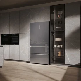 Szafirowa lodówka side by side marki Haier zadebiutowała na polskim rynku