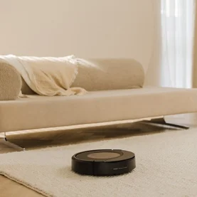 Robot sprzątający w twoim domu. Projektantka wnętrz radzi, jak się do tego przygotować