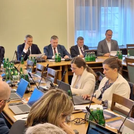 Czy cementownie staną się magazynami energii? Mogą zagospodarować nadwyżkę energii z OZE