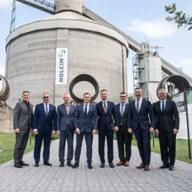 Ministerialna wizyta w Cementowni Kujawy – Holcim Polska prezentuje projekt CCS Go4ECOPlanet