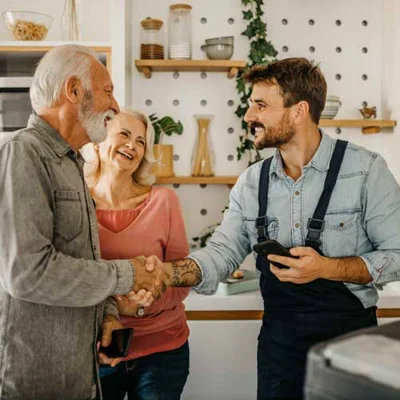 Coraz częściej drobne naprawy zlecamy fachowcom