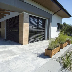 Zima to czas na projekt. Zaplanuj przestrzeń wokół domu, zanim nadejdzie wiosna