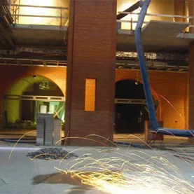 Technologia osuszania obiektów po powodzi skuteczna w przygotowaniu murów do iniekcji.