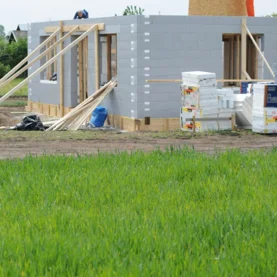 Domy dla powodzian z 25 % zniżką