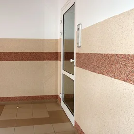 Jaki materiał zastosować na klatach schodowych