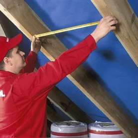 Jak samodzielne docieplać poddasze - krok po kroku